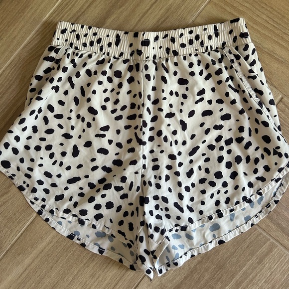 Vitality Pants - VITALITY | Running shorts